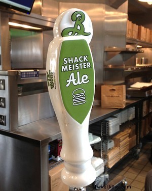 Shake Shack Debuts Iconic Burgers in London s Covent Garden