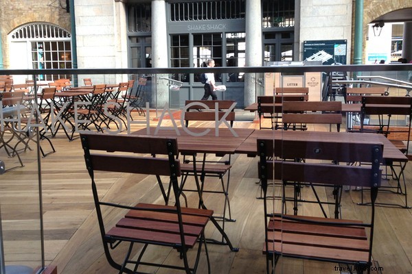 Shake Shack Debuts Iconic Burgers in London s Covent Garden