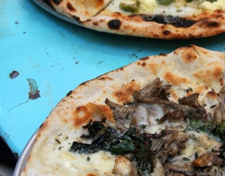 Ultimate Food Lover s Guide to Venice Beach: Insider Eats in LA s Quirky Coastal Spot