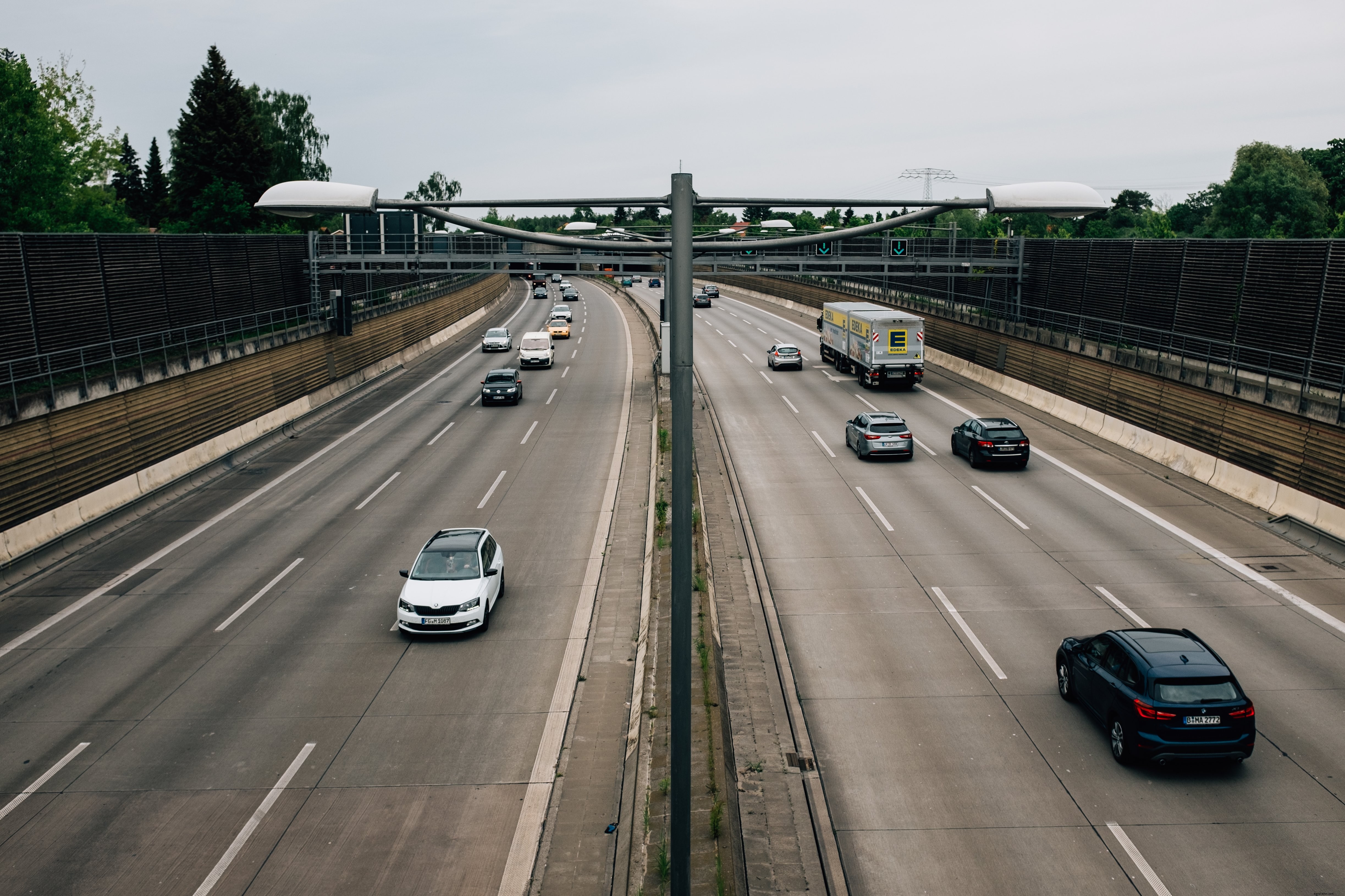 Serene Daytime Highway: Captivating Photo of Tranquil Road