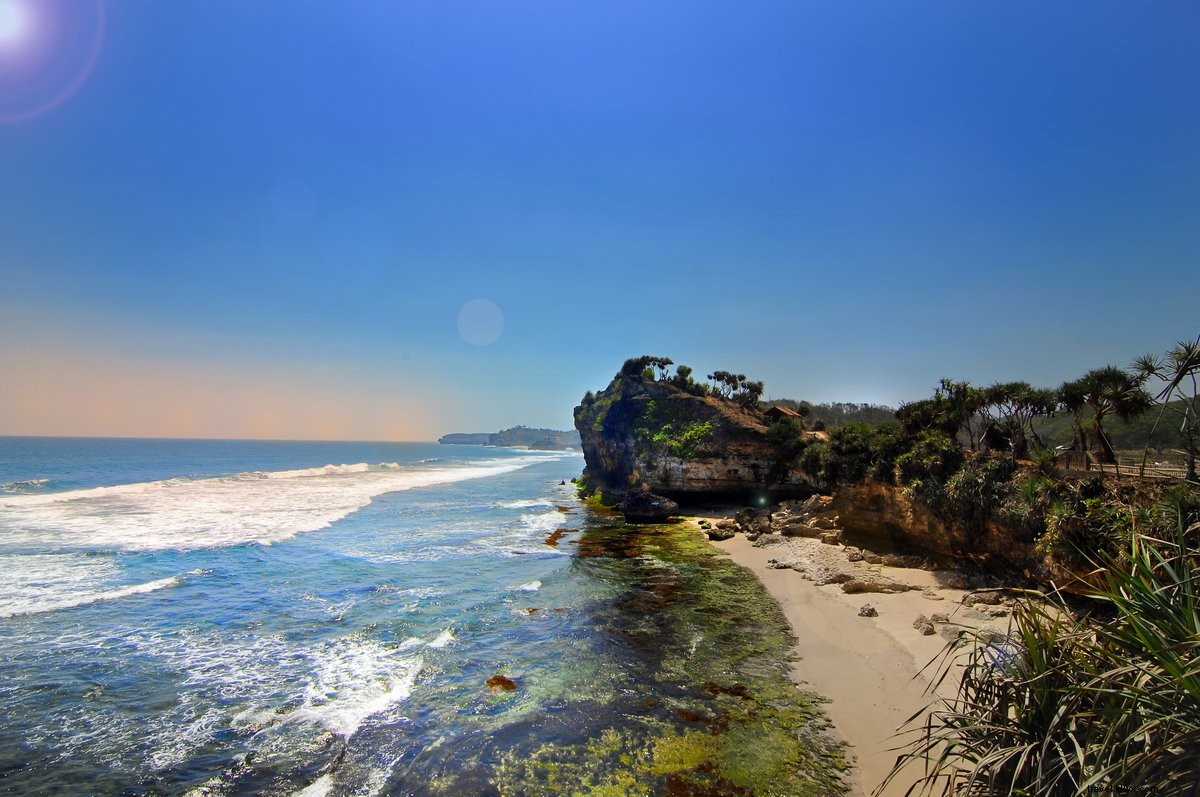 Stunning Tropical Sandy Beach Framed by Dramatic Red Cliffs – Breathtaking Photo