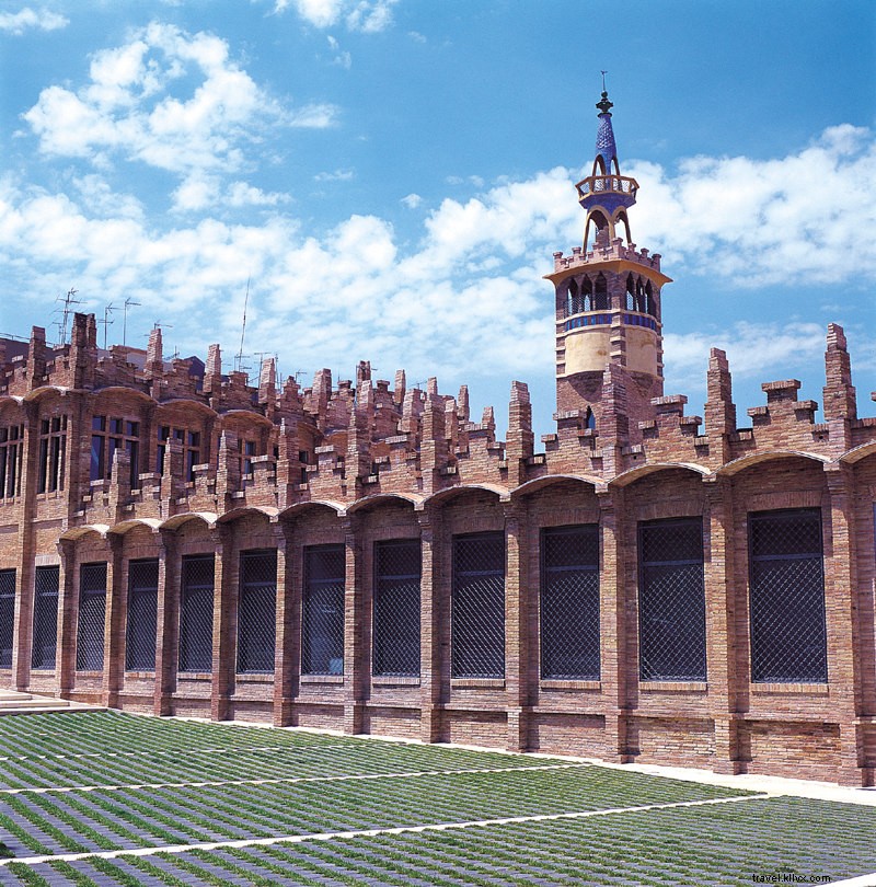 Barcelona Reopens to US Travelers: Discover the Best Local Hidden Gems