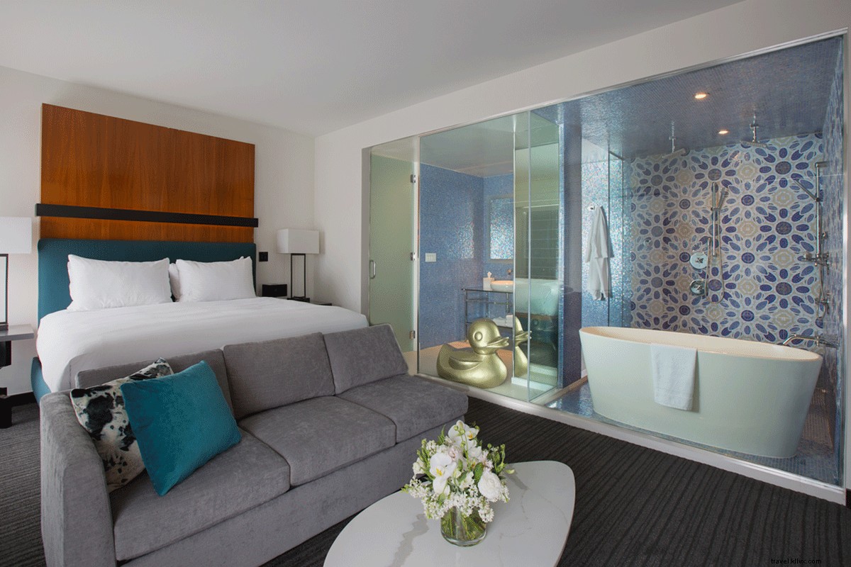 Andaz San Diego s Stunning Rooftop: Escape Winter Blues with Poolside Views