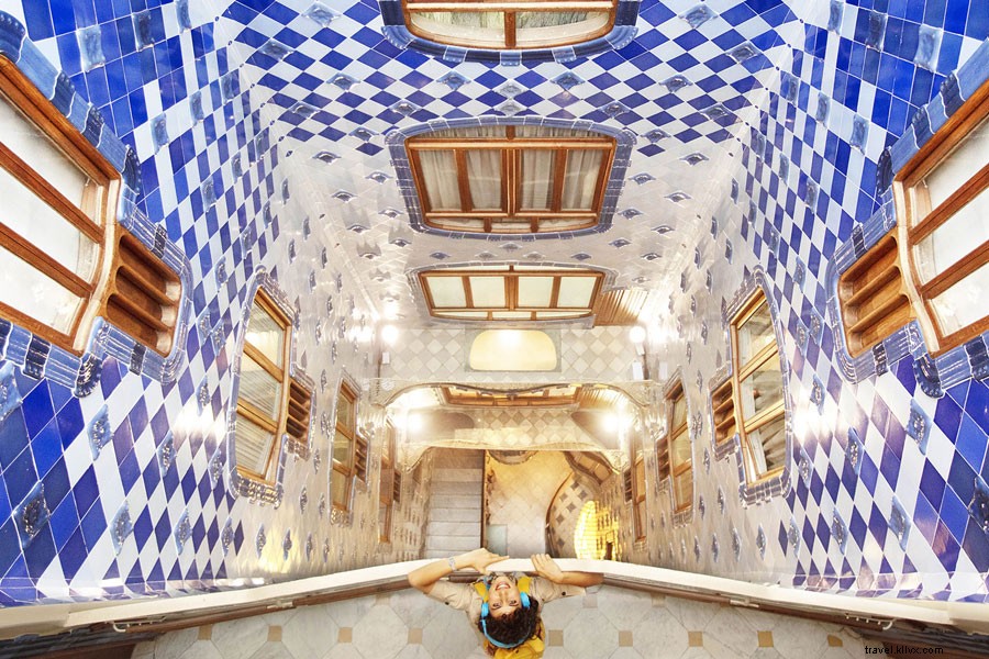 Barcelona s Architectural Icons: Unveiling Gaudí s Timeless Masterpieces