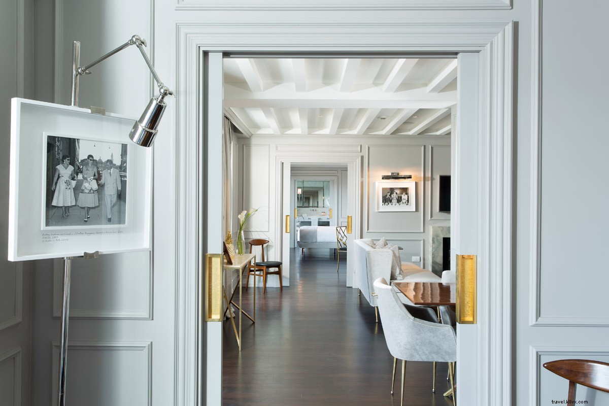 Portrait Firenze: Timeless 1950s Jet Set Chic in Florence