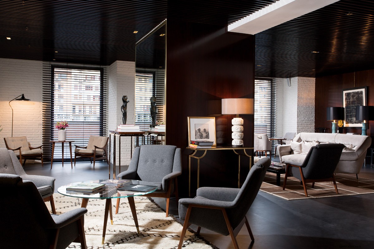 Portrait Firenze: Timeless 1950s Jet Set Chic in Florence