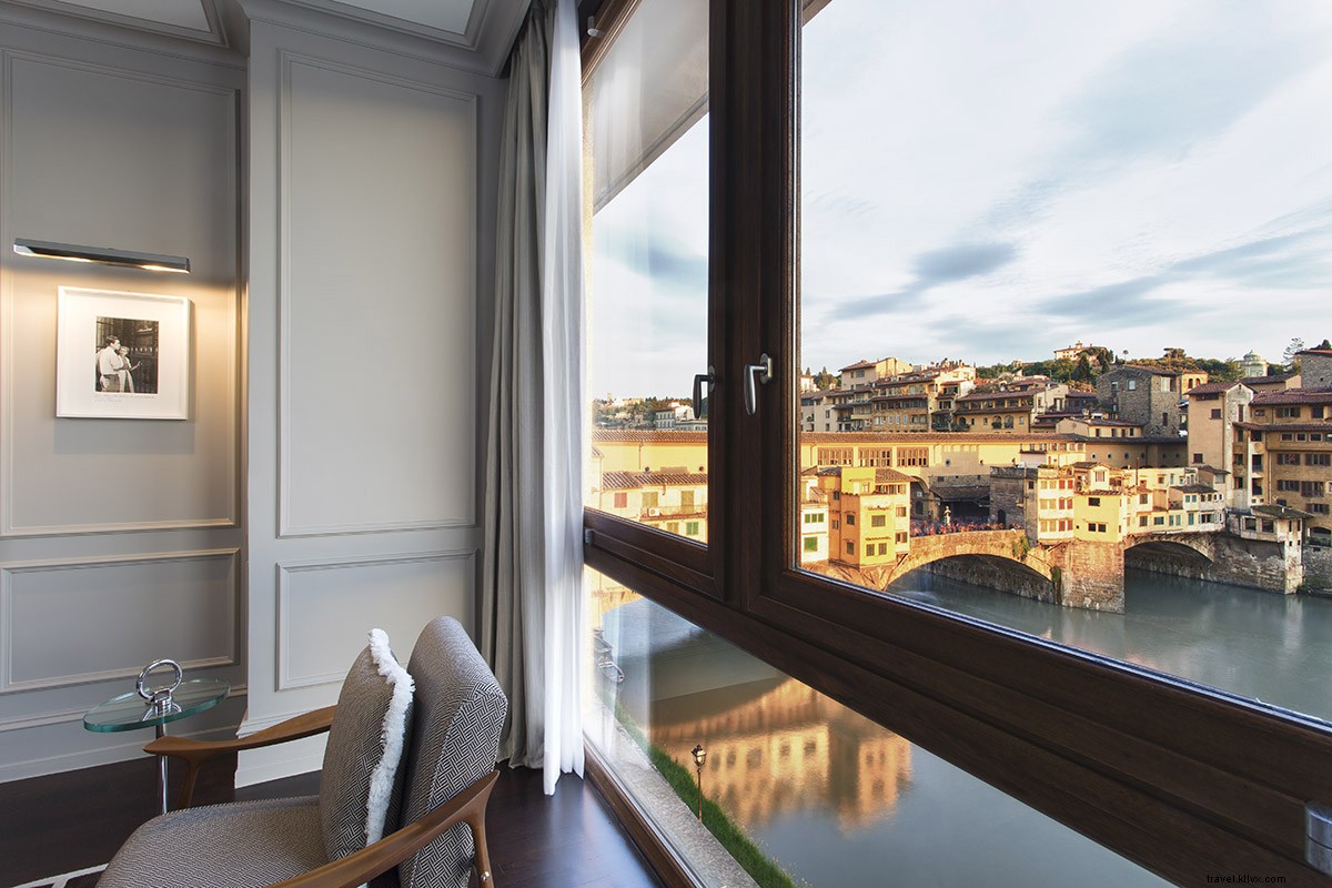 Portrait Firenze: Timeless 1950s Jet Set Chic in Florence