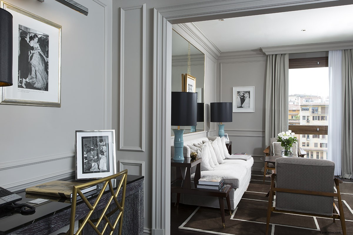 Portrait Firenze: Timeless 1950s Jet Set Chic in Florence