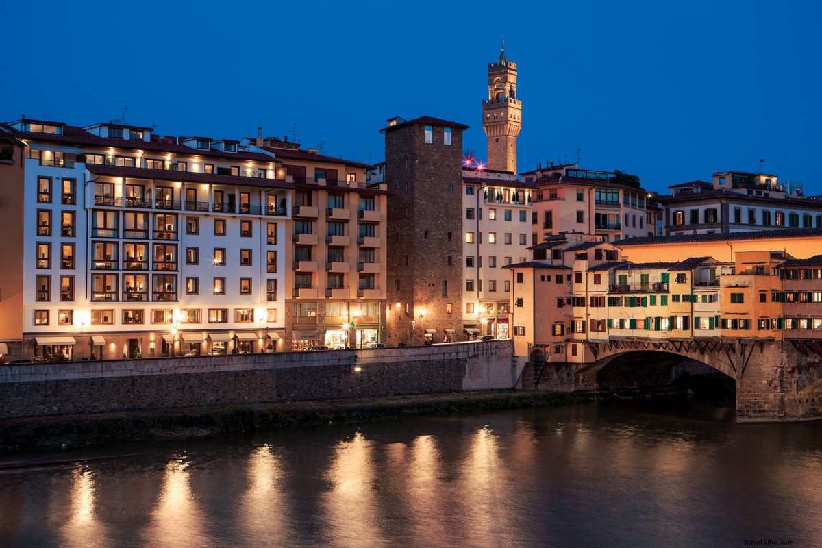 Portrait Firenze: Timeless 1950s Jet Set Chic in Florence