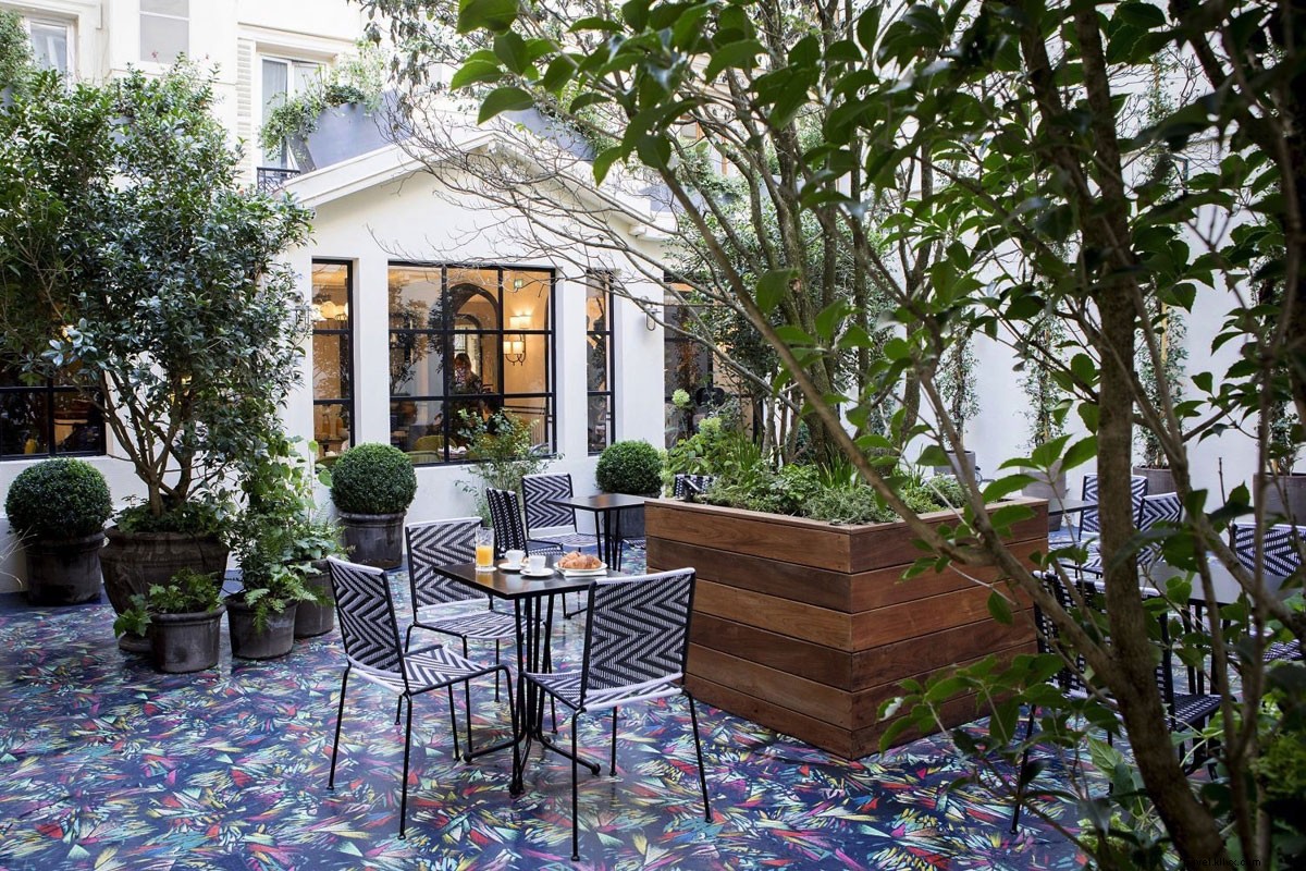 Hôtel Bienvenue: Paris s Charming Hotel with the Warmest Welcome (from €100)