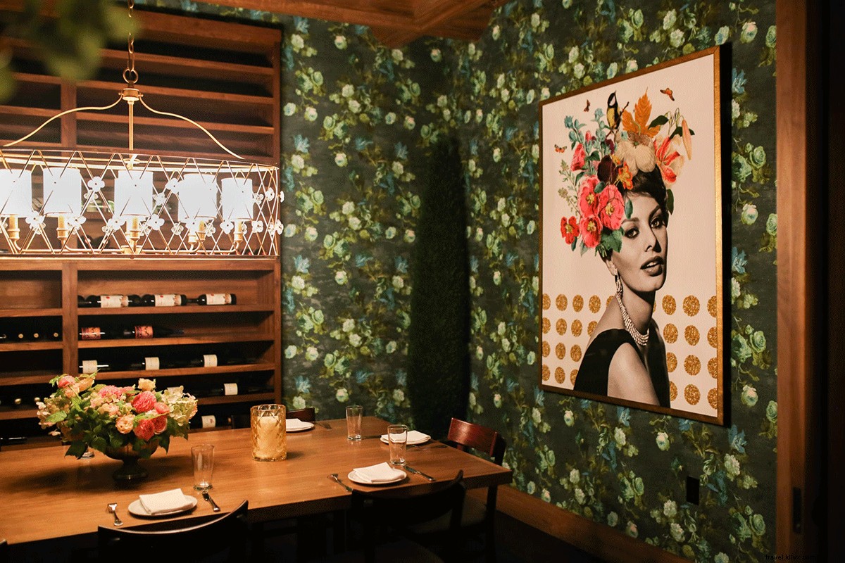 Dossier Portland: Stylish Plant-Filled Retreat for Wellness Seekers