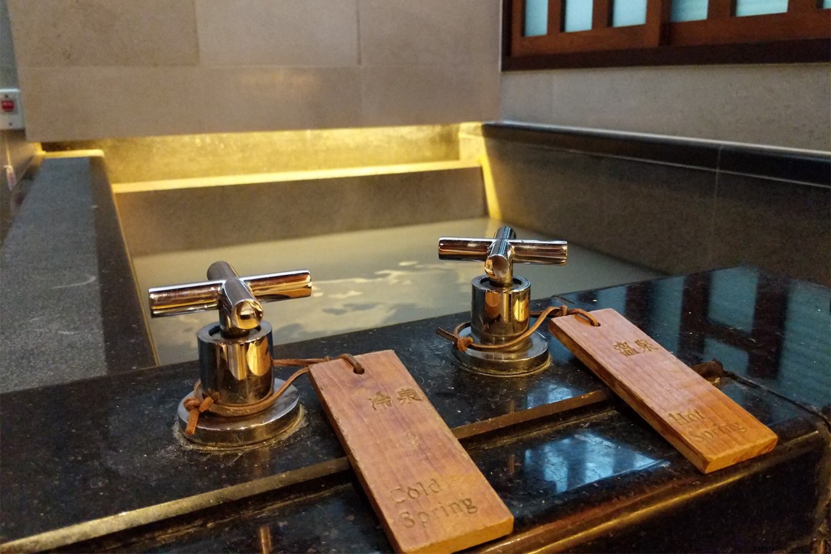 Fringe Benefits of Taipei: Explore City Limits and Beyond