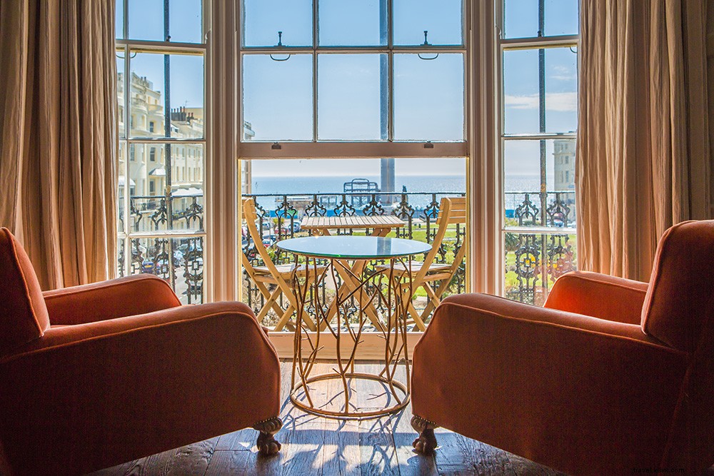 Artist Residence Brighton: Quirky Art-Filled Seaside Retreat for Perfect English Weekends