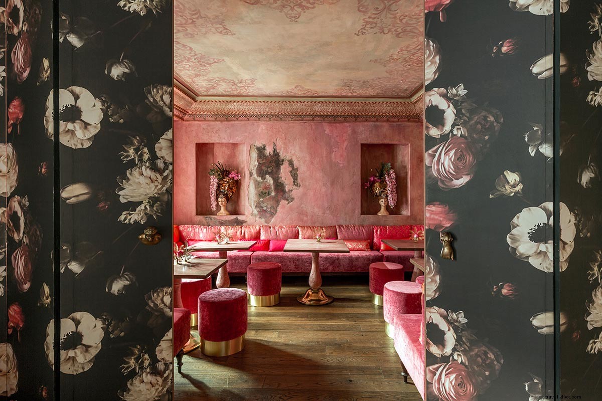 Venice s Luxurious Offbeat Hideaway: A Romantic Gem in the City Center