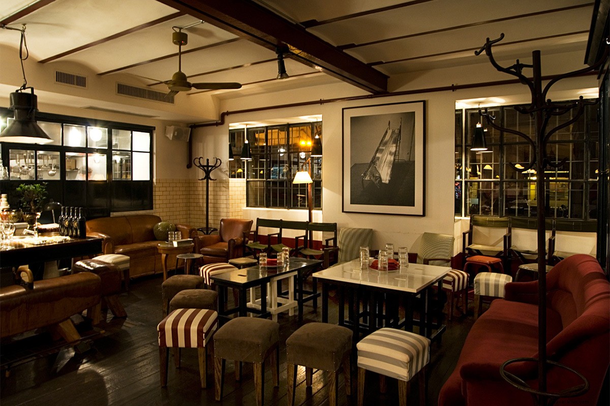 Rome s Top Hangouts for Young Creatives: Cafes, Bars & Hotspots