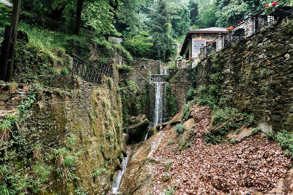 Discover 3 Must-Visit Spots on Mainland Greece for Dining, Drinks, and Adventure