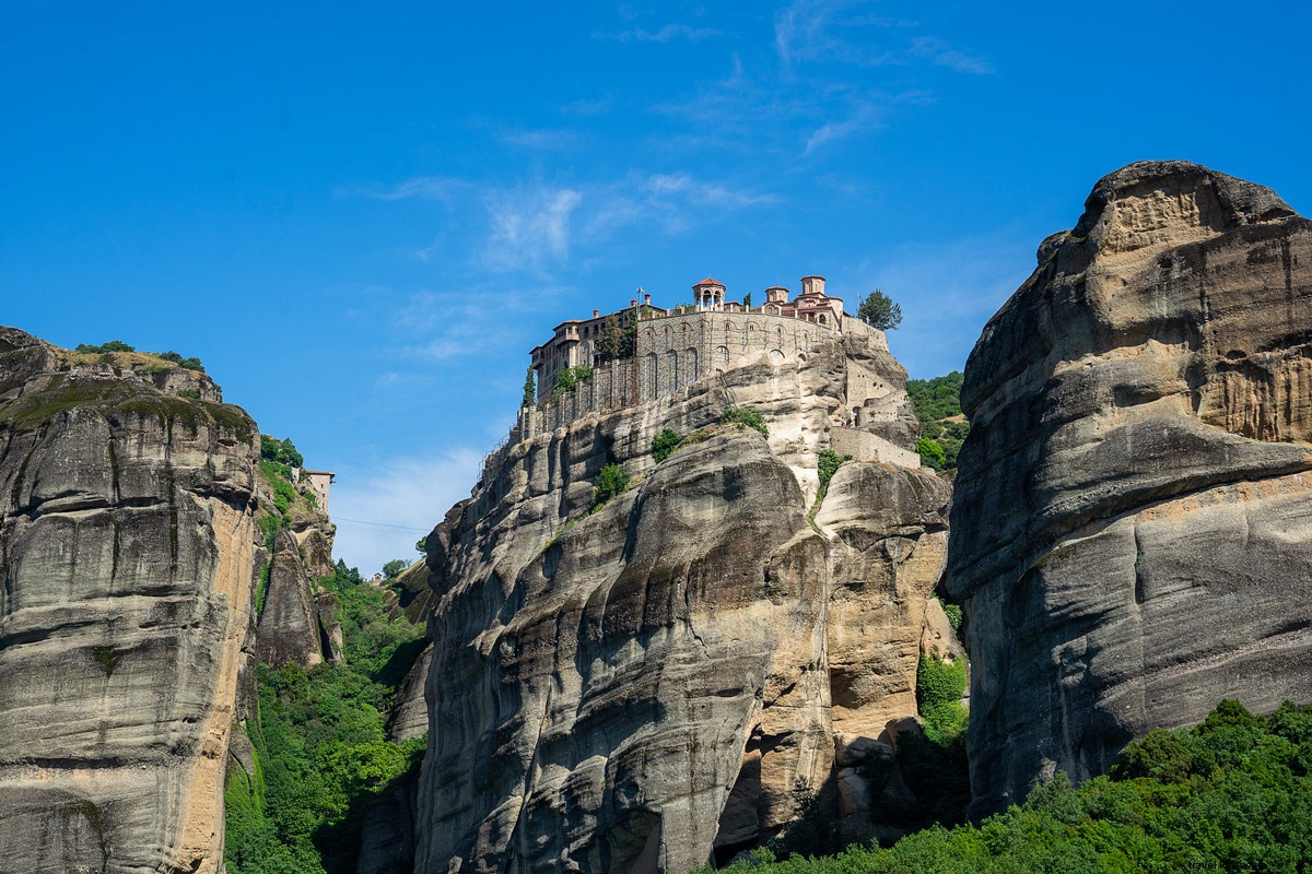 Discover 3 Must-Visit Spots on Mainland Greece for Dining, Drinks, and Adventure