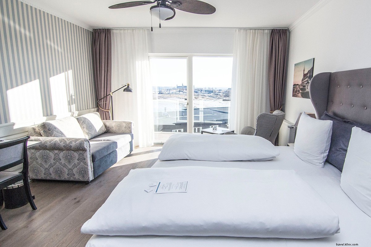 Discover the Danish Riviera: Fresh Seafood, Charming Towns & Castles – 1 Hour from Copenhagen