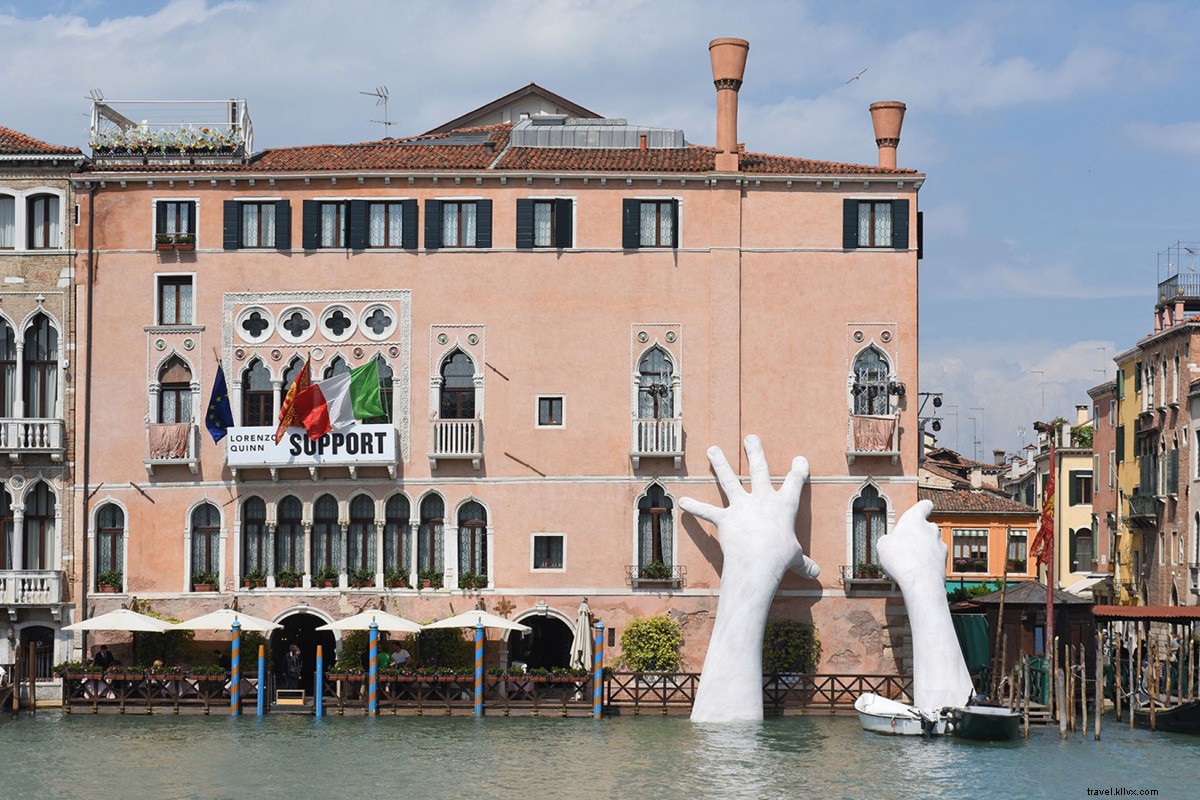 Lorenzo Quinn s Iconic  Support  Sculpture: Giant Hands Rescuing Venice from Sinking