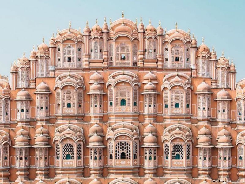 India s Iconic Hawa Mahal: 935 Windows with a Secret – Why You Can t See Inside