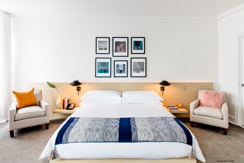 Ambassador Chicago: Affordable Historic Luxury in Chicago s Gold Coast