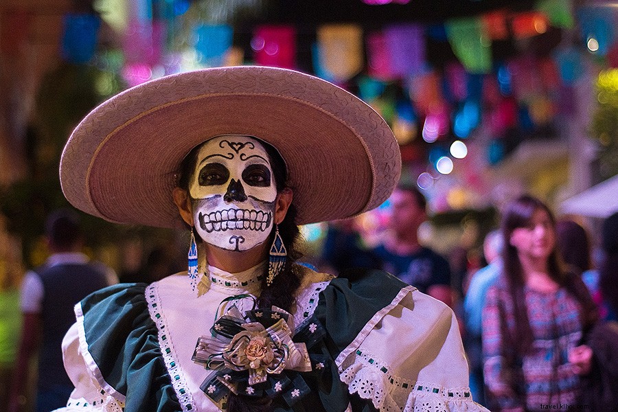 Calaveritas Literarias: Satirical Poems of Día de los Muertos