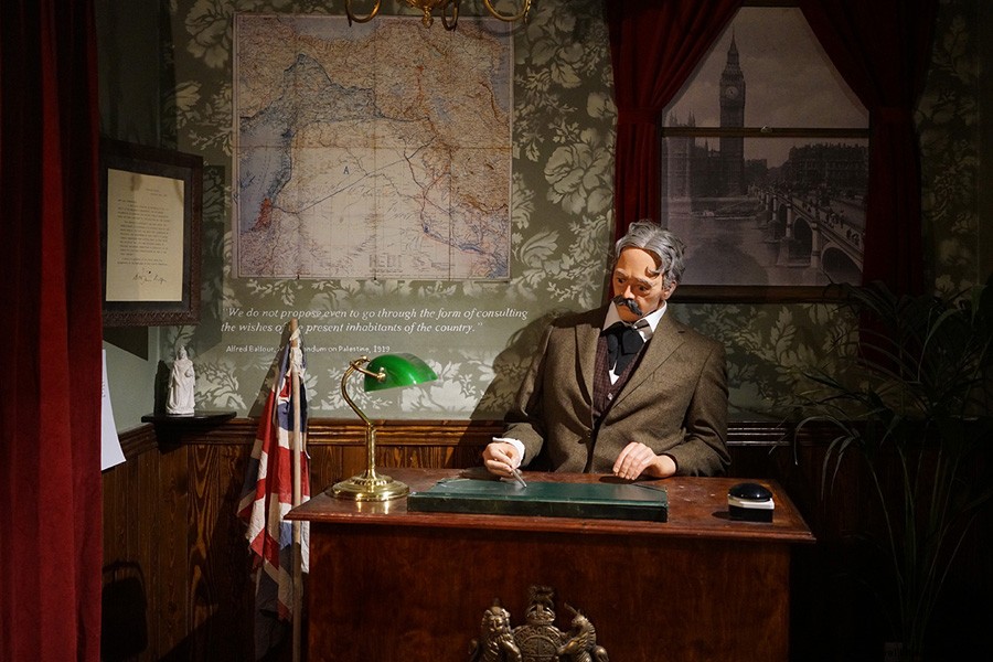 Bethlehem s Wall: A Native Daughter and Banksy Confront the Divide