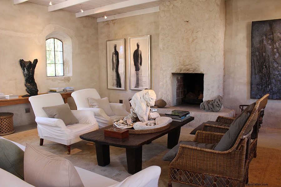 Dylan Lewis Unveils Stunning Sculpture Garden in South Africa s Cape Winelands