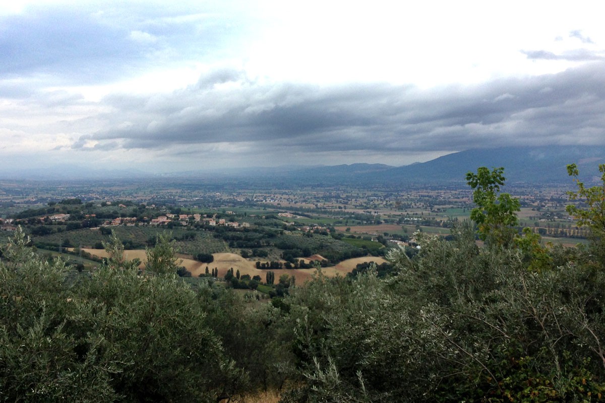 Discover Charming Hill Towns and Stunning Valley Views in Montefalco, Italy