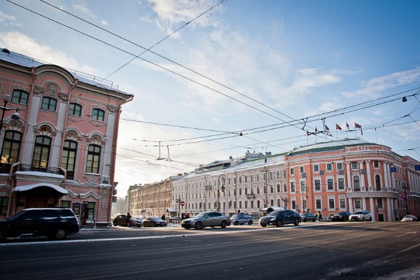 First Impressions: An American Student s Year Living with a Babushka in St. Petersburg