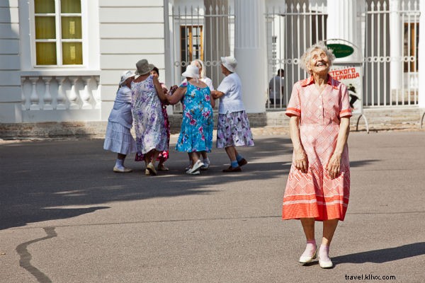 First Impressions: An American Student s Year Living with a Babushka in St. Petersburg