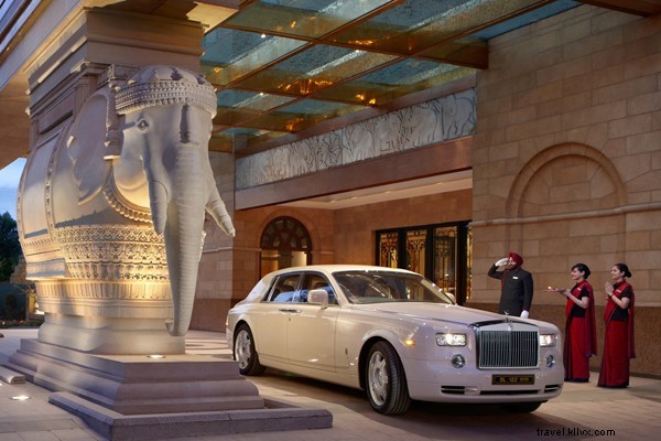 Win a $17,000 Luxury Trip to Mumbai, Udaipur & Delhi: Enter Fathoms India Giveaway