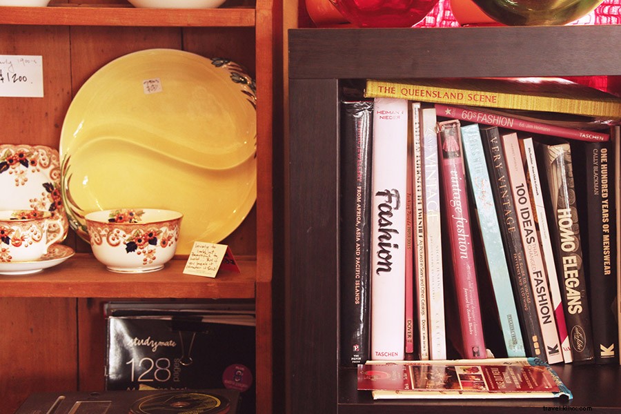 Chasing the Light: An Optimist s Guide to Sunny Brisbane