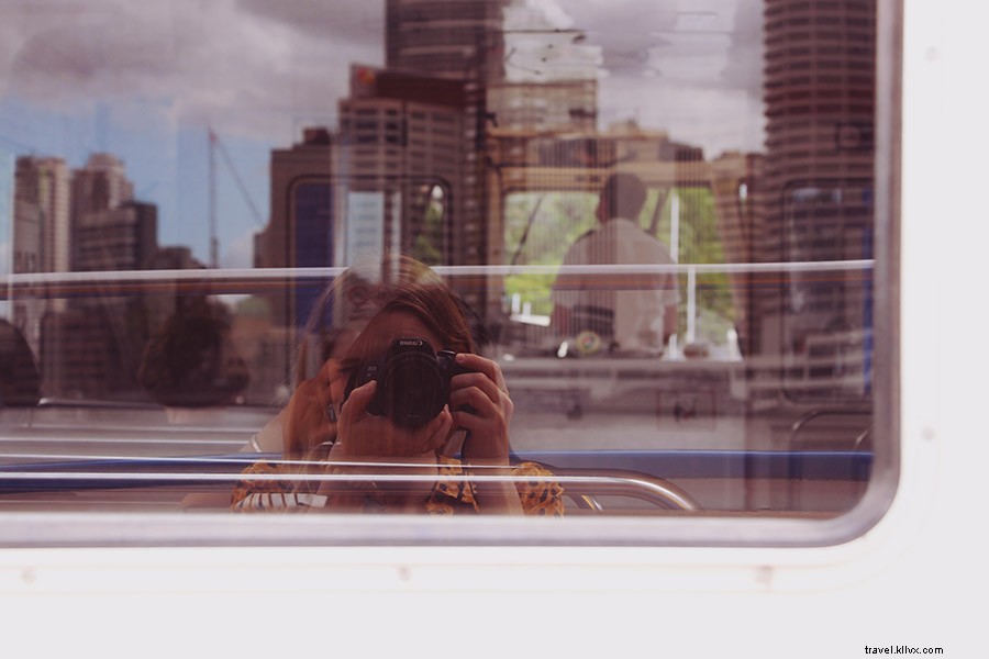 Chasing the Light: An Optimist s Guide to Sunny Brisbane