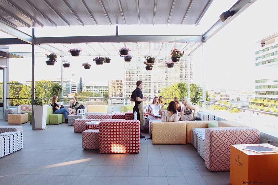 Chasing the Light: An Optimist s Guide to Sunny Brisbane