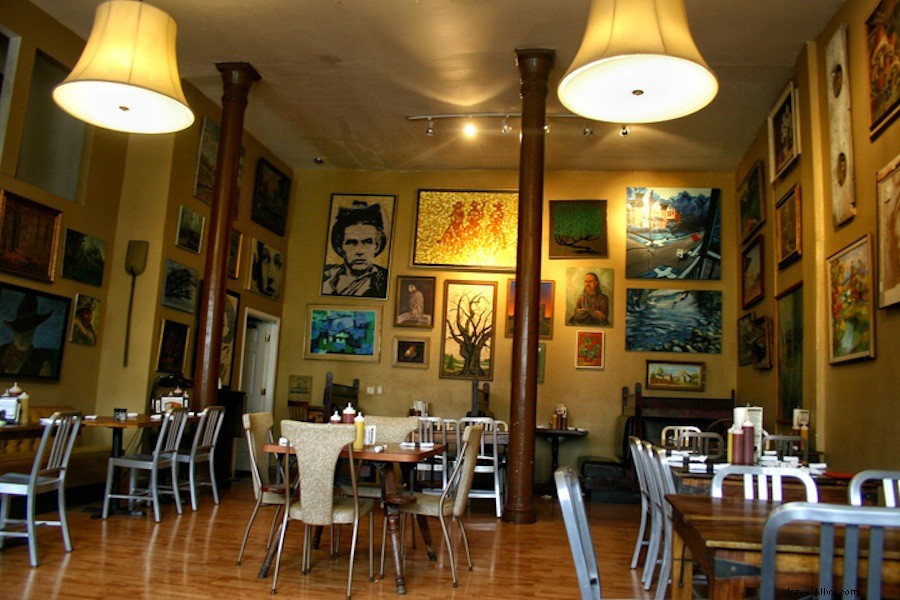 Discover Chicago s Unique Neighborhoods: One at a Time