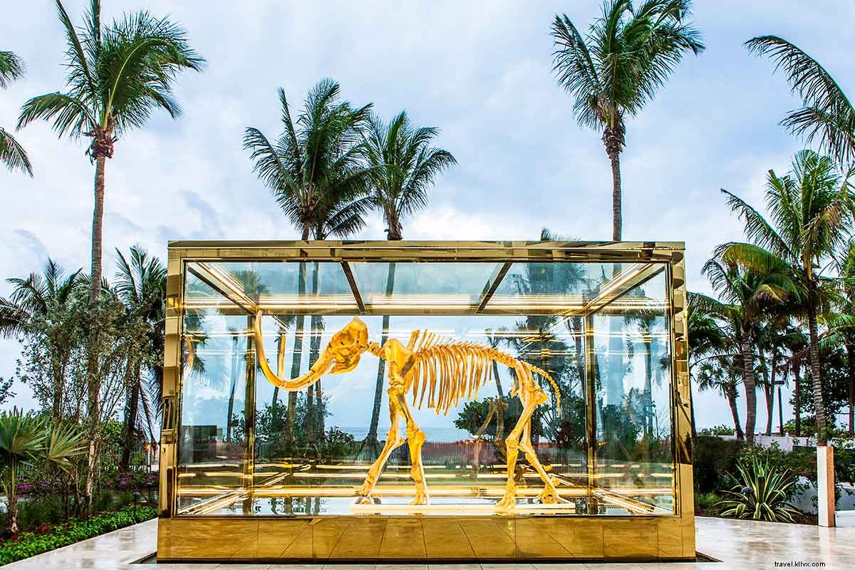 Faena Hotel Miami Beach: A Golden Wonderland of Extravagant Luxury