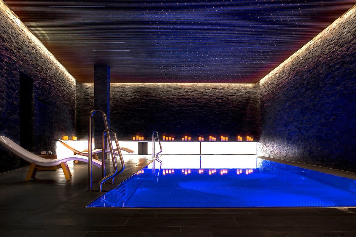 The Thief: A Luxurious Modern Retreat on Oslo s Tjuvholmen Island