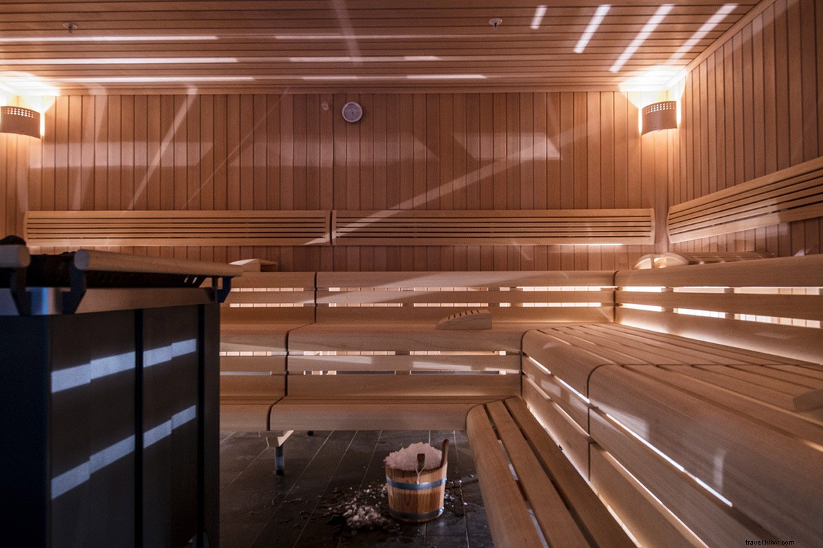 The Thief: A Luxurious Modern Retreat on Oslo s Tjuvholmen Island