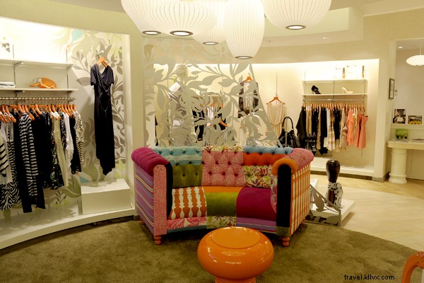 Melissa Akkaway: Las Vegas Native s Rise in Luxury Fashion with Beckley Boutique