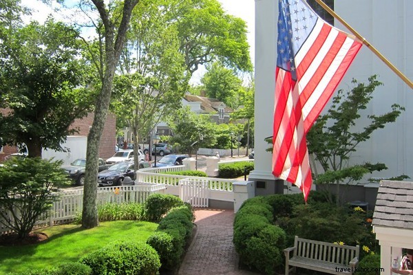 Discover the Legendary Atheneum Library: Nantucket s Paradise for Book Lovers