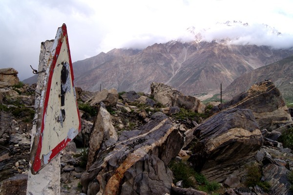 Exploring Tajikistan s Roads: A WSJ Editor s Journey Amid Travel Warnings
