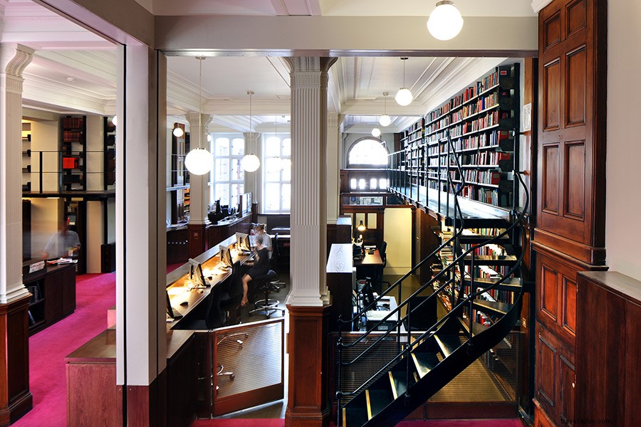 Discover London s Vibrant Literary Scene: Food, Fiction & Hidden Gems