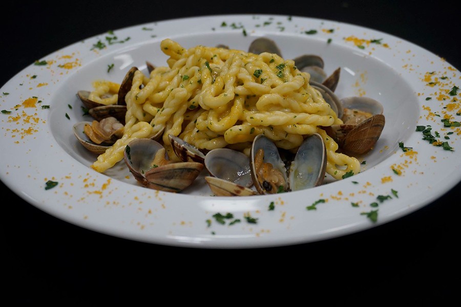 Discover London s Vibrant Literary Scene: Food, Fiction & Hidden Gems