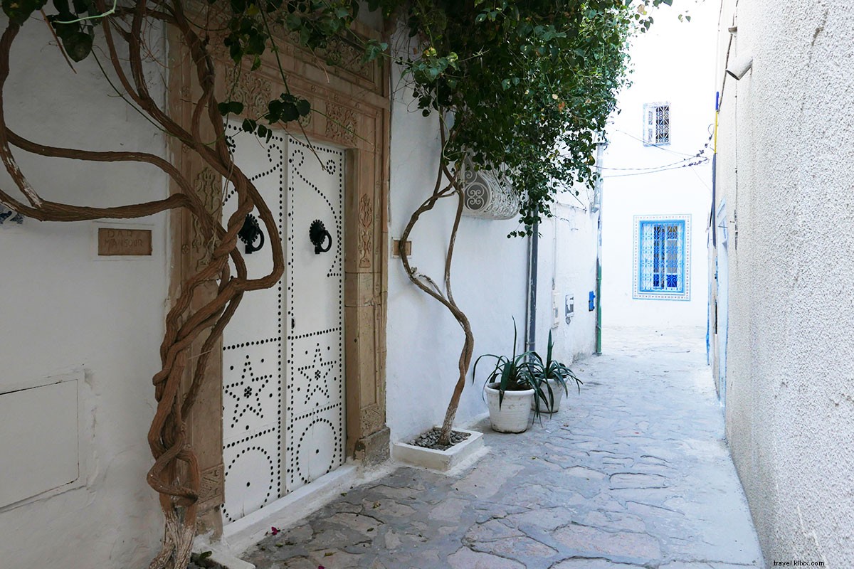Discovering Hidden Gems: Tunis, Tunisia with DARA Artisans