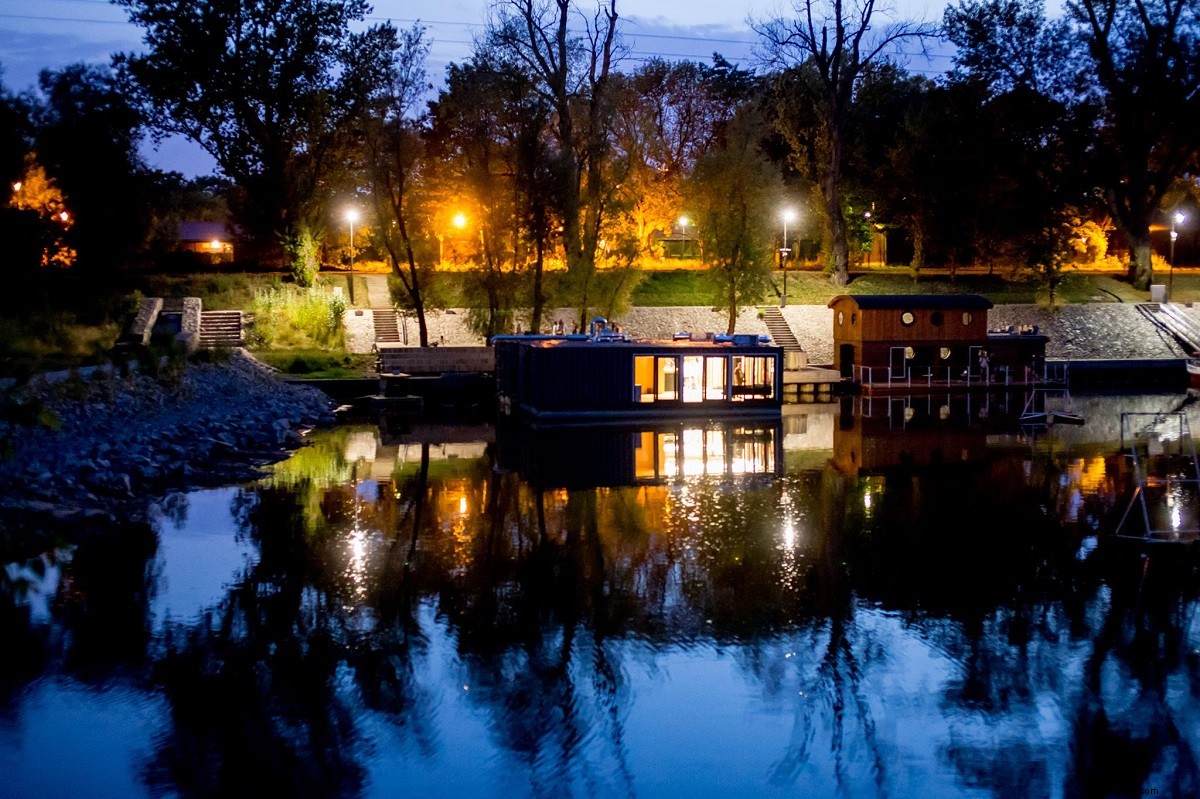 Discover Warsaw s Old City Like a Local: Insider Guide to Poland s Vibrant Capital