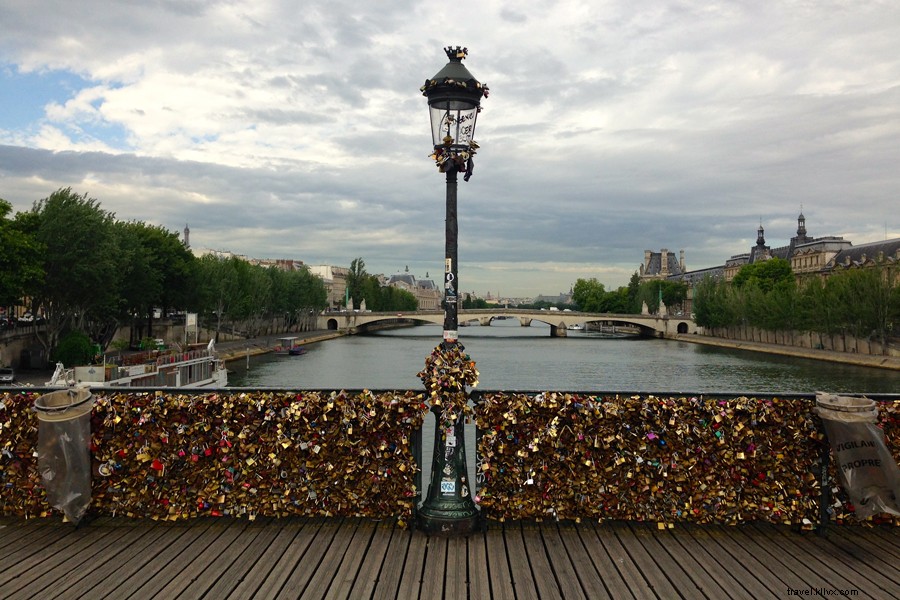 Parisian Book Tour: Discover  I Am Having So Much Fun Here Without You  by Courtney Maum