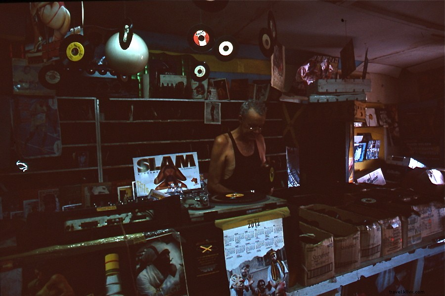 Discover Authentic Reggae Tones and Vibes in Jamaica s Music Scene