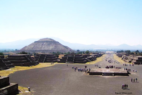 Mexico City Guide: Walk Like an Ancient Aztec to Teotihuacan Pyramids