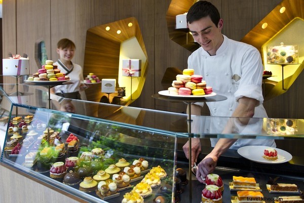 Mandarin Oriental Paris: Effortless Luxury and Inviting Comfort